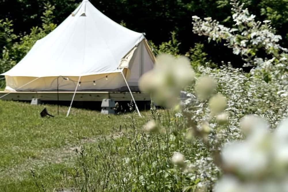 Boyne Falls RV Rental | Romantic Stargazing Retreat: Bell Tent for Couples in Michigan's Dream Destination
