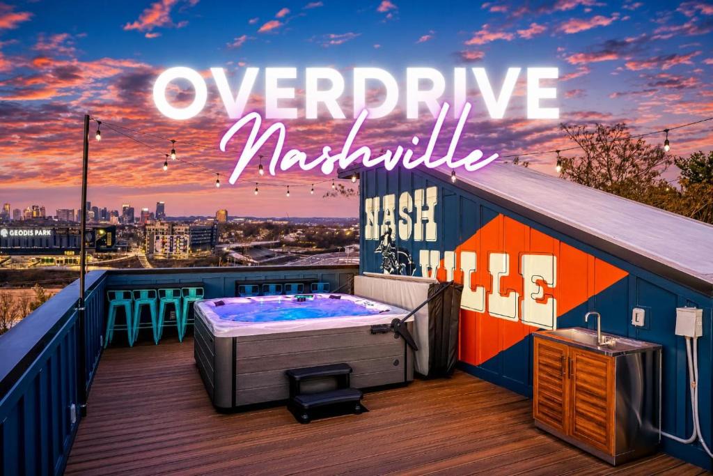 Hurwood Heights House | Rooftop Deck Hot Tub & Game Room in Nashville