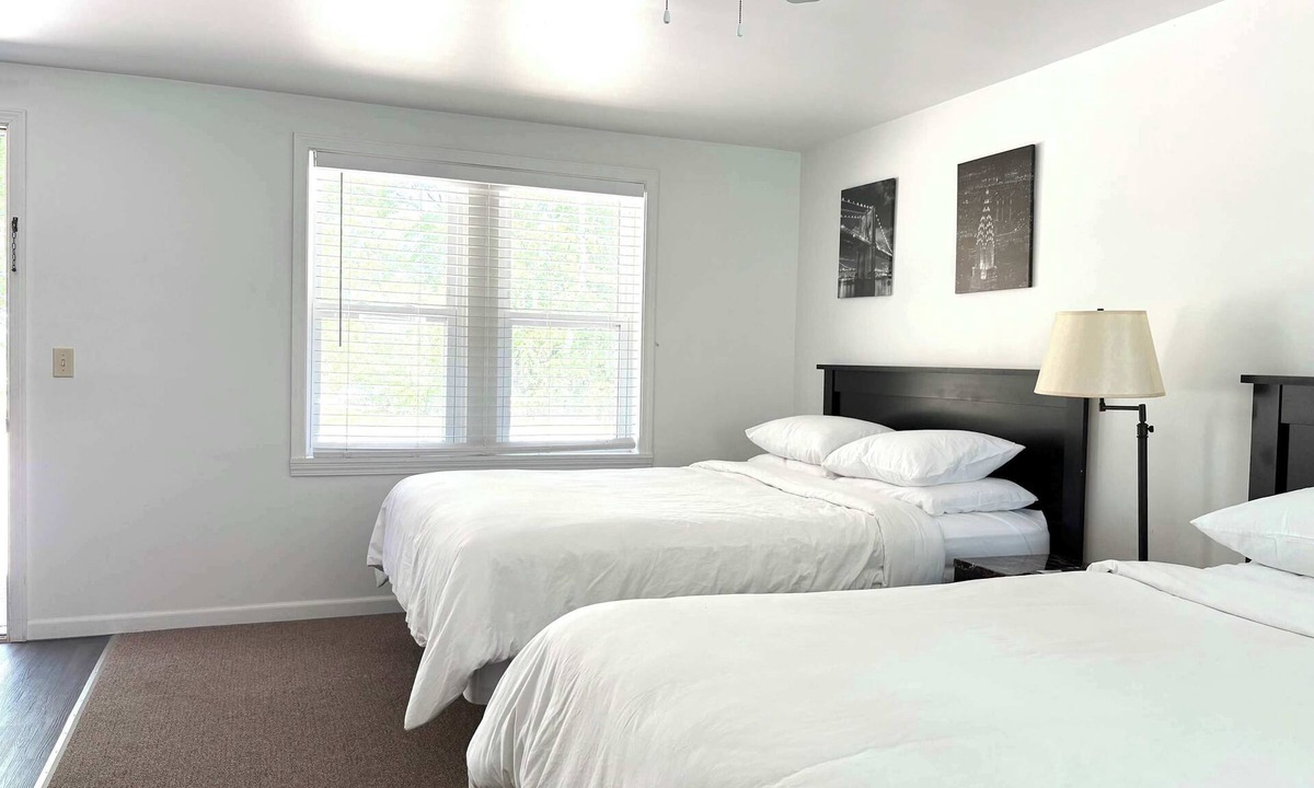 Indian River House | Room 6 at Inland Lakes Motel, Indian River, MI