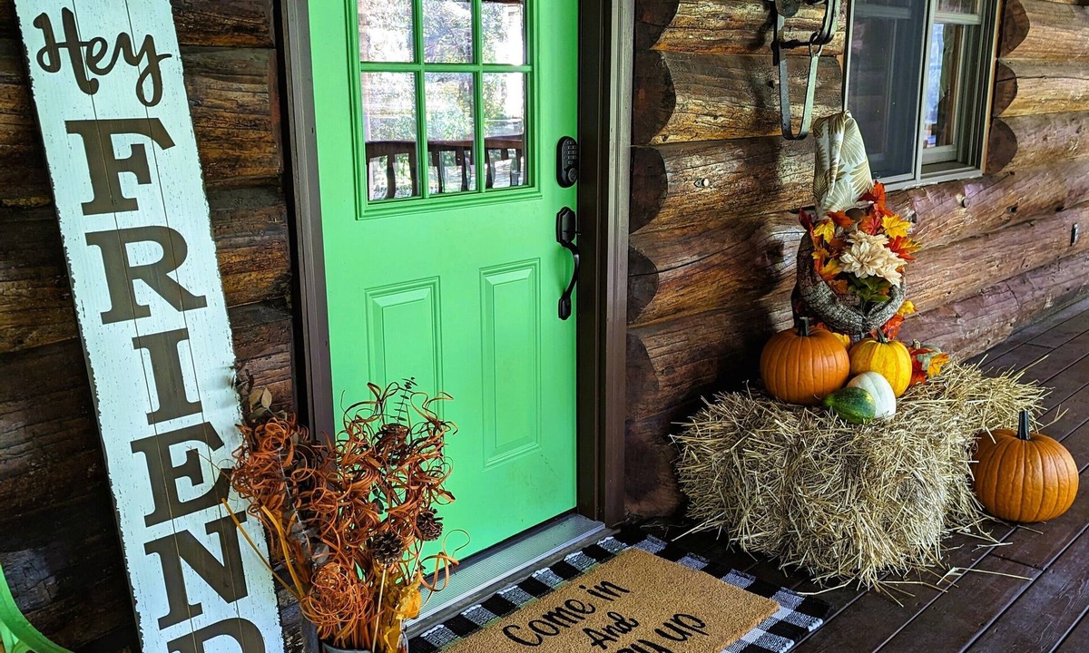 Middlebury Cabin | Rustic Roots/Middlebury Log Cabin/Shipshewana/Notre Dame