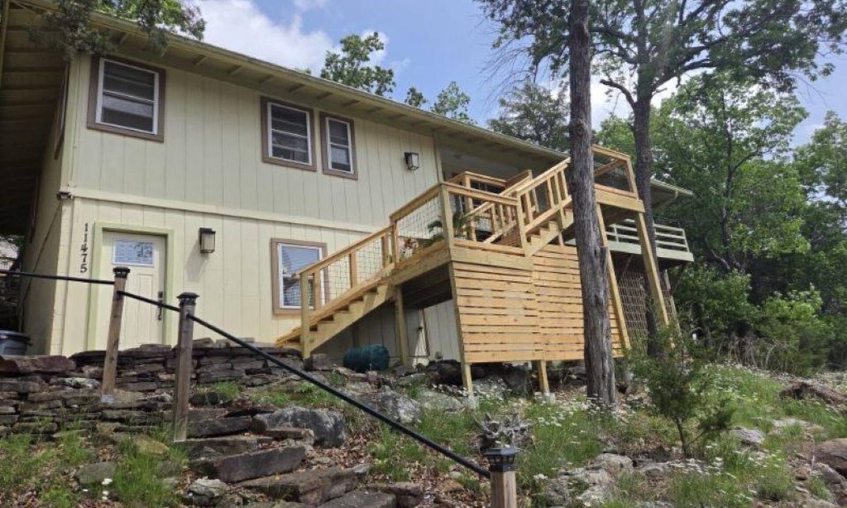 Lost Bridge Village House | Sailaway!- Huge Lake Views; Easy Walk to Shoreline! Boat Launch Nearby; Pool!