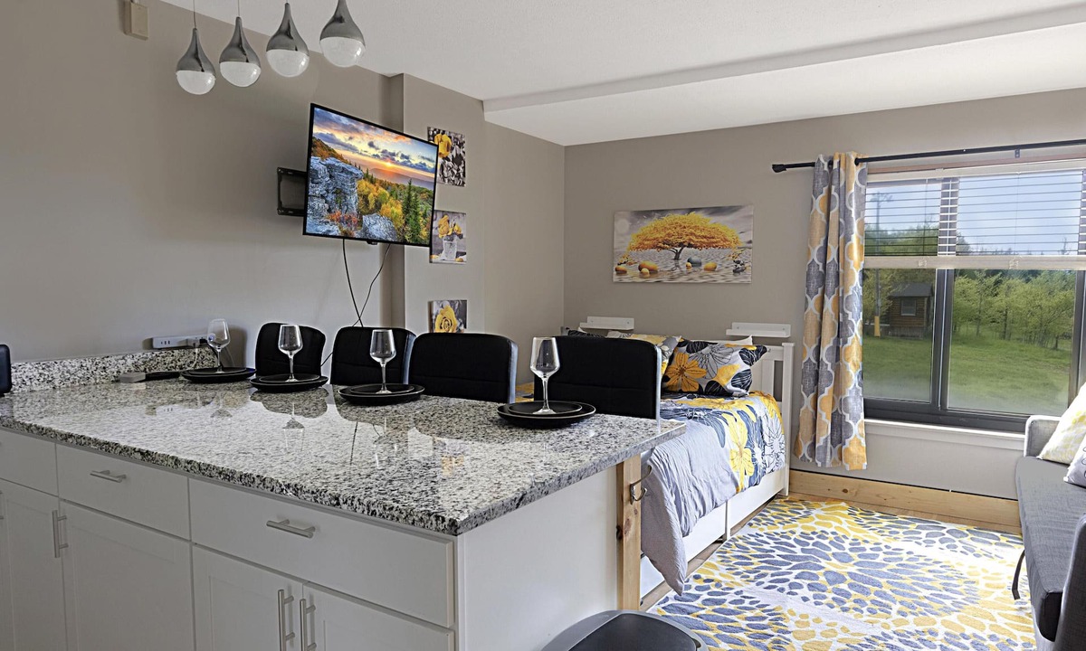 Snowshoe Condo | SC 2204: The Elevated Escape – Luxe Living Above the Clouds