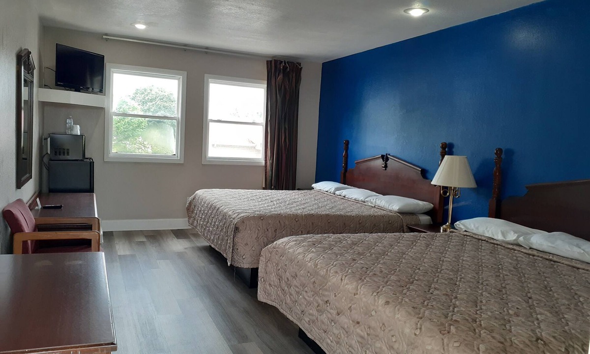 Wartburg Hotel | Scenic River Inn Wartburg Hwy 27