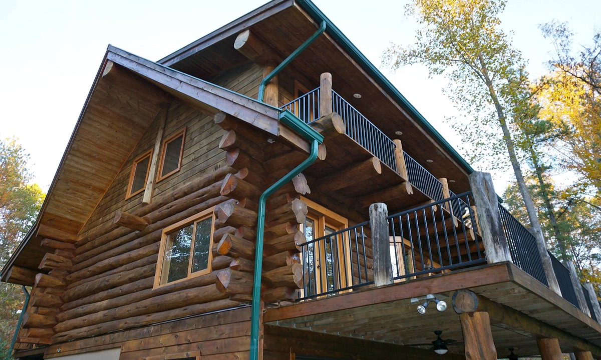 Gnaw Bone Cabin | Secluded Log Cabin w/Pond, Hot Tub & Game Room 3BR, 3.5BA