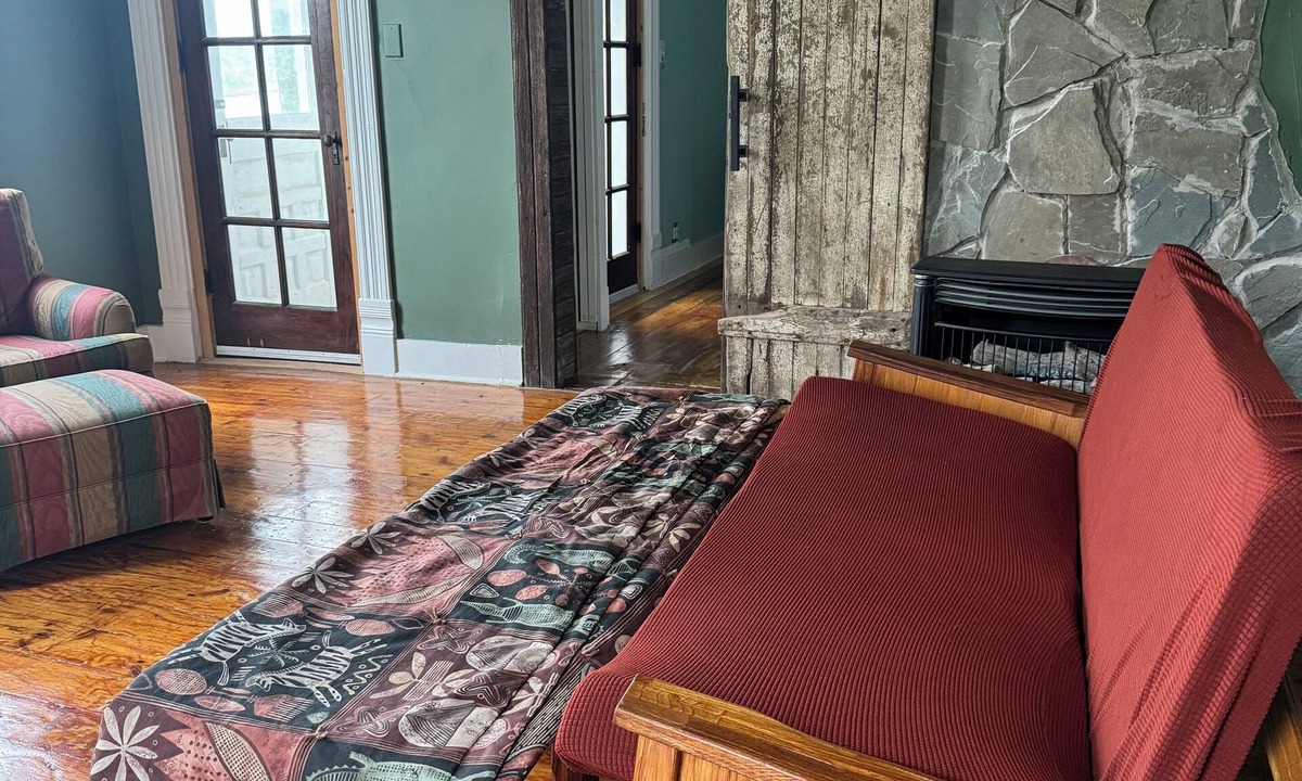 Fairborn House | Serene 4-bedroom house with AC in Yellow Springs.