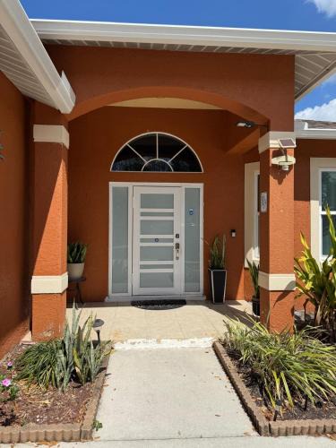 Lehigh Acres House | Serenity Stay Lehigh Acres Peaceful Retreat