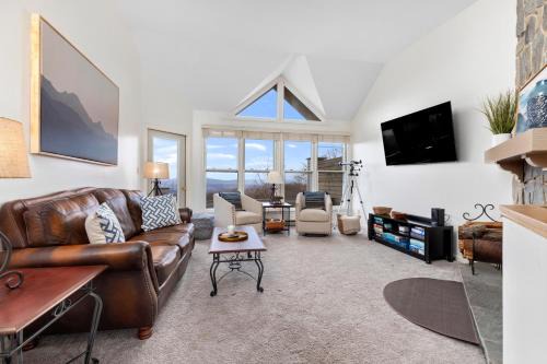 Nellysford House | Shenandoah Ridge 27 with Wintergreen Advatage
