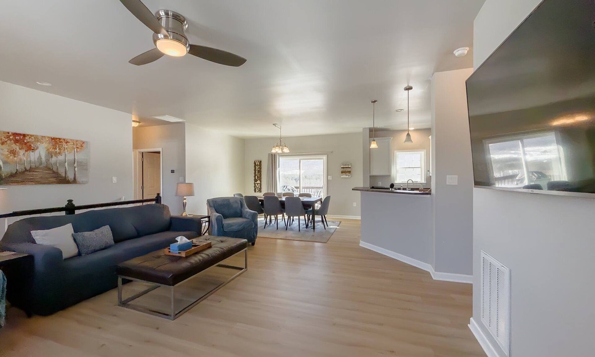Fort Valley House | Shenandoah Valley Vista - Mountain Views & Level 2 EV Charger