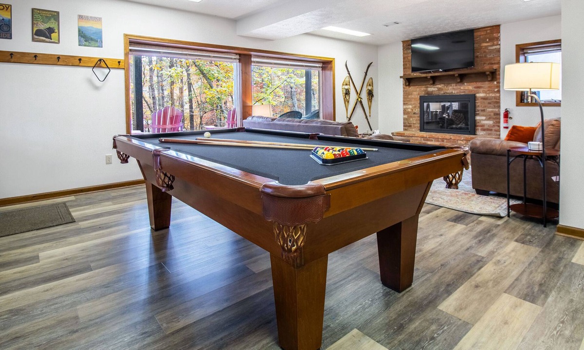 Keezletown House | Ski Slope Views, Fireplace, Game Room & Loft Retreat