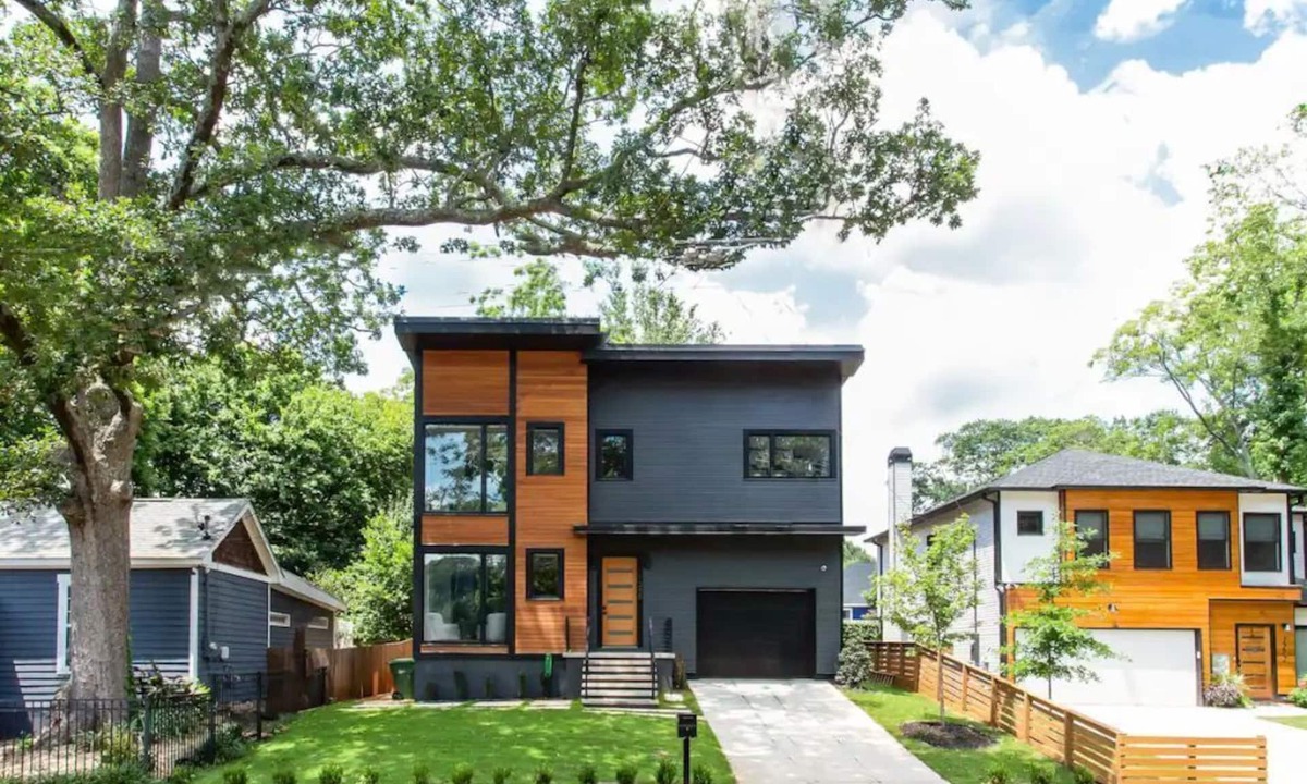 East Side House | Sleek & Beautiful New Luxury Home In Atlanta