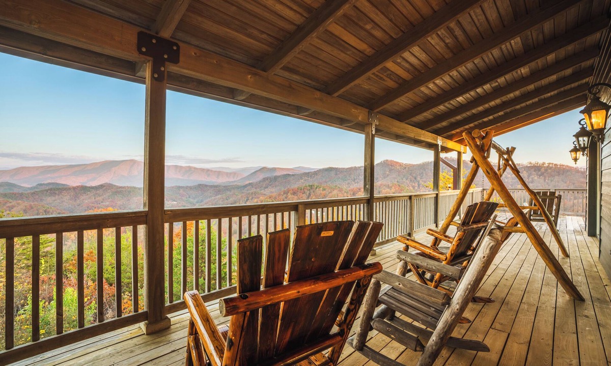 Sevierville Ski Chalet | Smoky Mountain Summit, Amazing Mountain Views, $560 FREE tickets each paid day!