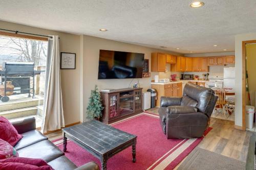 Ghent House | 'Snowed Inn' Cozy Winterplace Ski-In/Ski-Out Cabin
