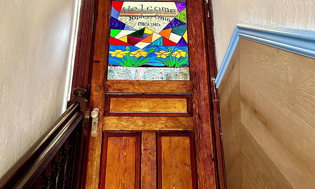 Ripley Apartment | Spacious 3-bedroom apartment with WiFi, AC in charming Ripley