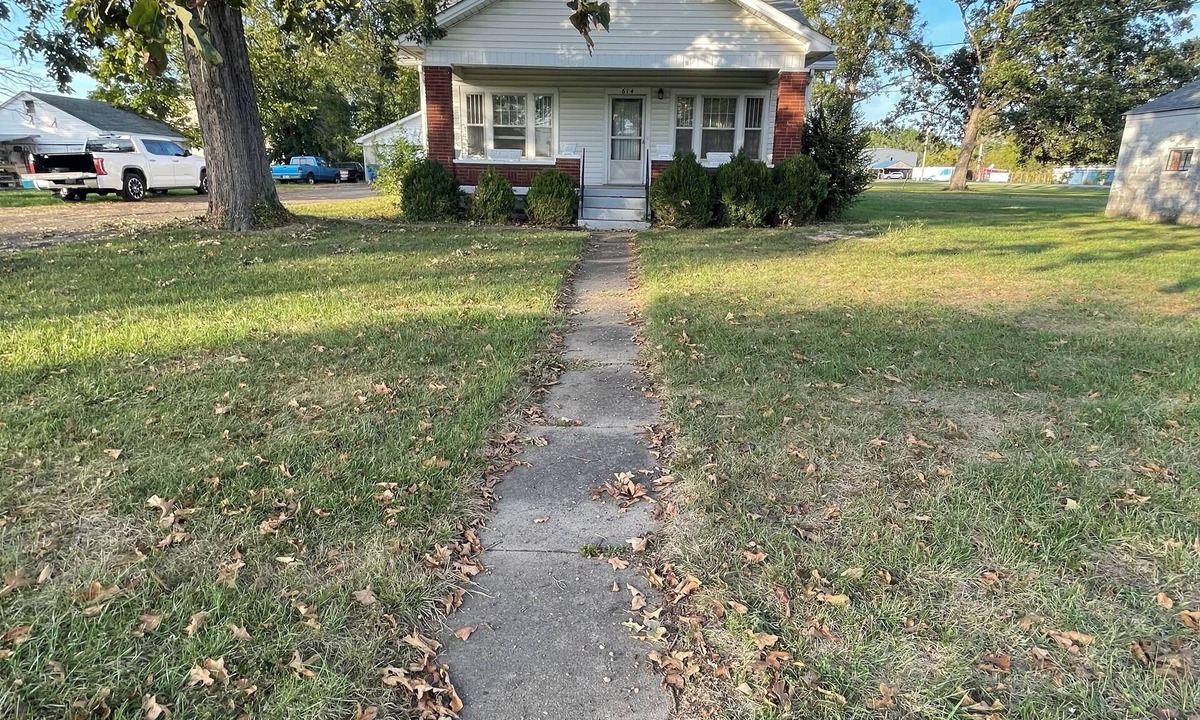 Shepherdsville House | Spacious 4-bedroom house in serene Shepherdsville with AC