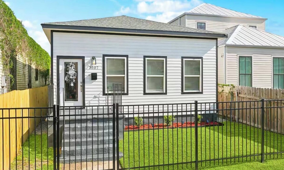 Milan House | Spacious 4-bedroom house in perfect New Orleans with AC