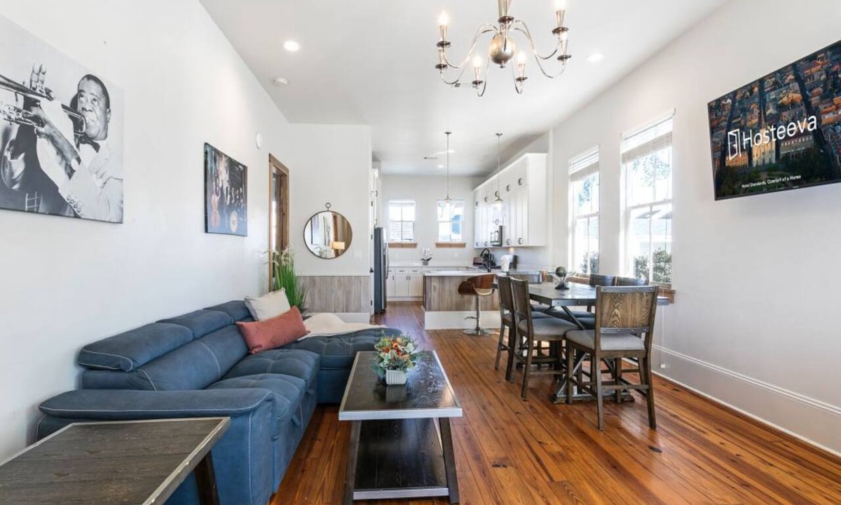 Faubourg Lafayette Condo | Spacious Condo w/Pool & Courtyard Near French Quarter