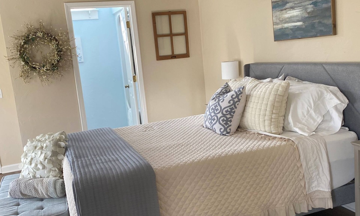 Pocahontas House | Spacious Farmhouse in Quiet Private Community 7Bedroom 4.5 Bathrooms