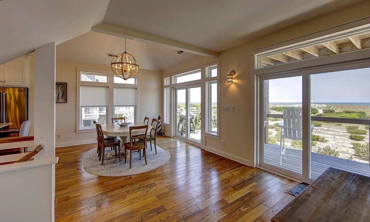 Salvo Cottage | Spacious Oceanfront Cottage with Pool in Salvo
