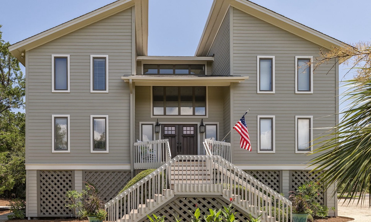 Seabrook Island House | Spectacular 4 BR, 3.5 BA home with boardwalk access and Amenity access included!