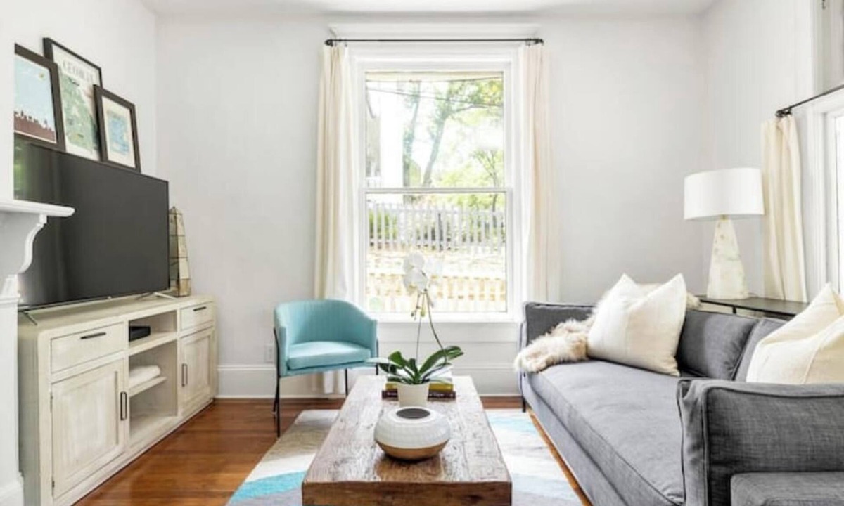 East Side House | Splendid Gem Grant Park ATL LOCAL