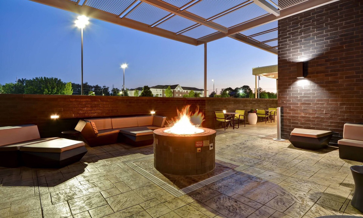 Blue Ash Hotel | SpringHill Suites by Marriott Cincinnati Blue Ash