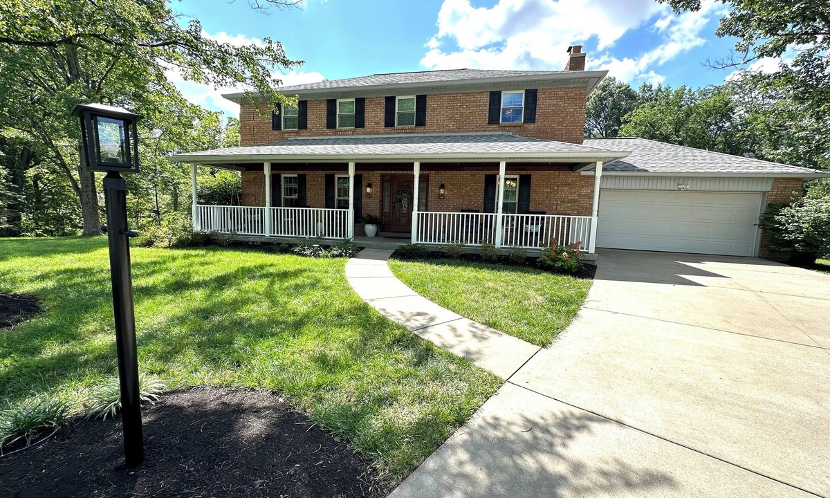 Mason House | "Stay 'n Play" in Mason - Game Room/4 Season Room/Wooded Private yard/Firepit