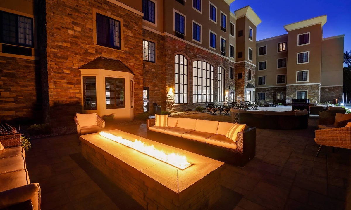Holland Hotel | Staybridge Suites Holland by IHG