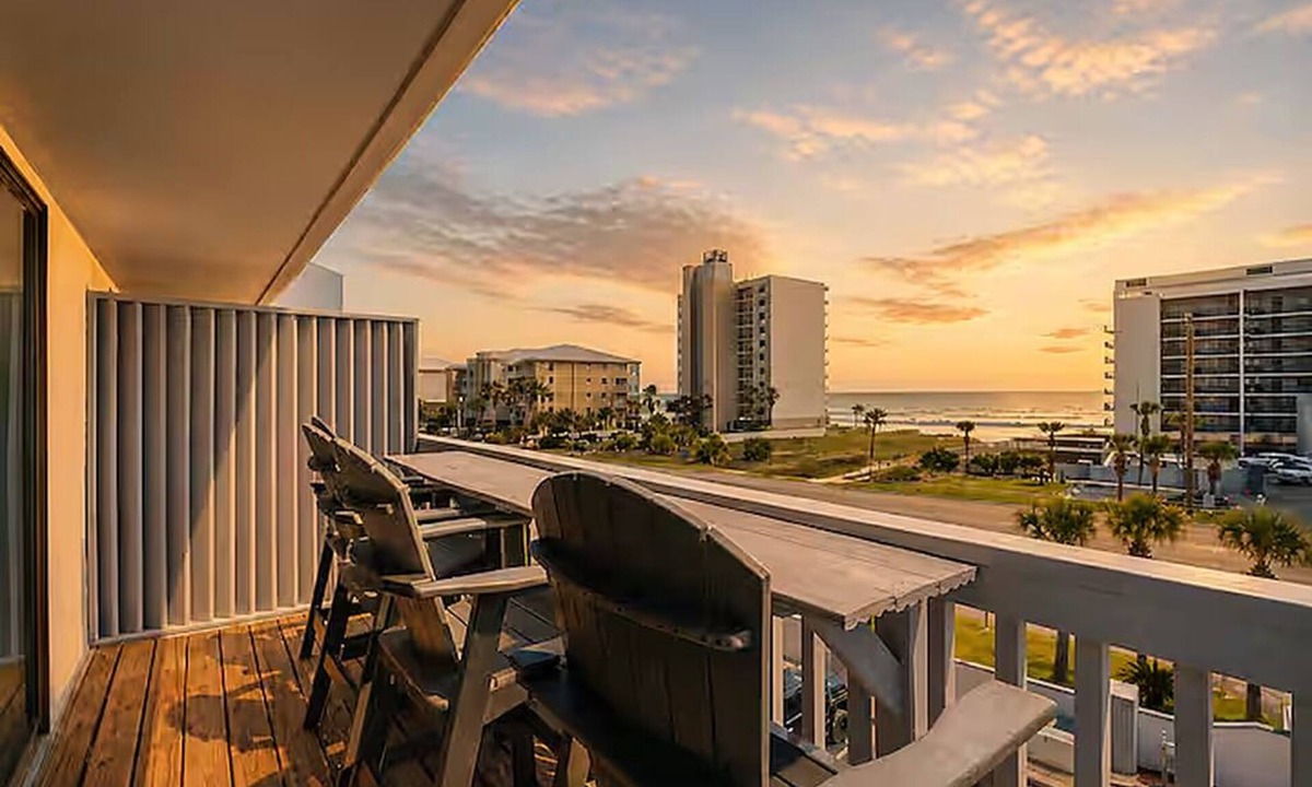 Orange Beach East Condo | Steps to Beach Family Ready Skip the packed high-rises Gulf View 2BR-2BA