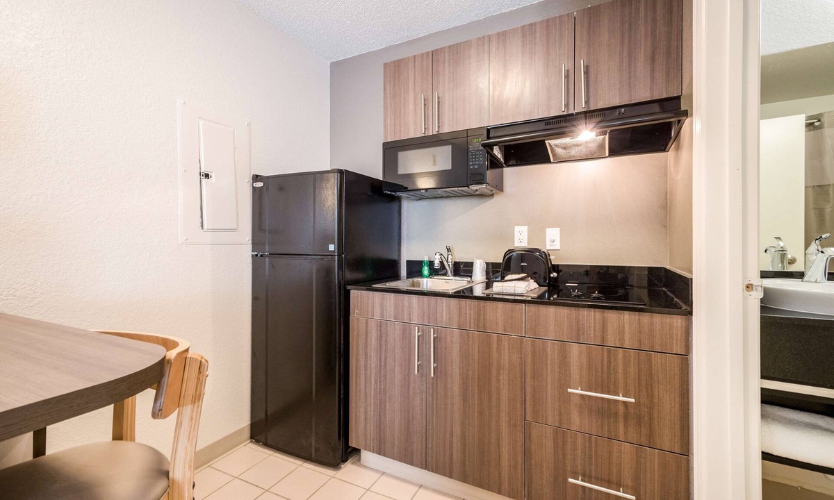 Gwinnett Place Hotel | Studio 6 Extended Stay - Duluth, GA - Atlanta - Gwinnett Place