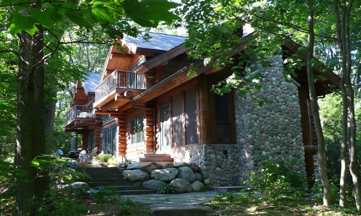New Era Cabin | Stunning Lake Michigan Log and Stone Cabin