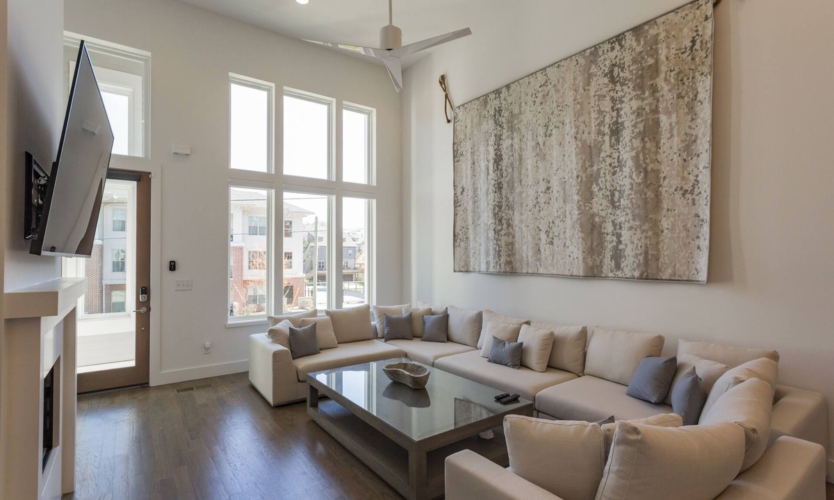 West End House | STUNNING West End Location Minutes to EVERYTHING! Sleeps 12 comfortably