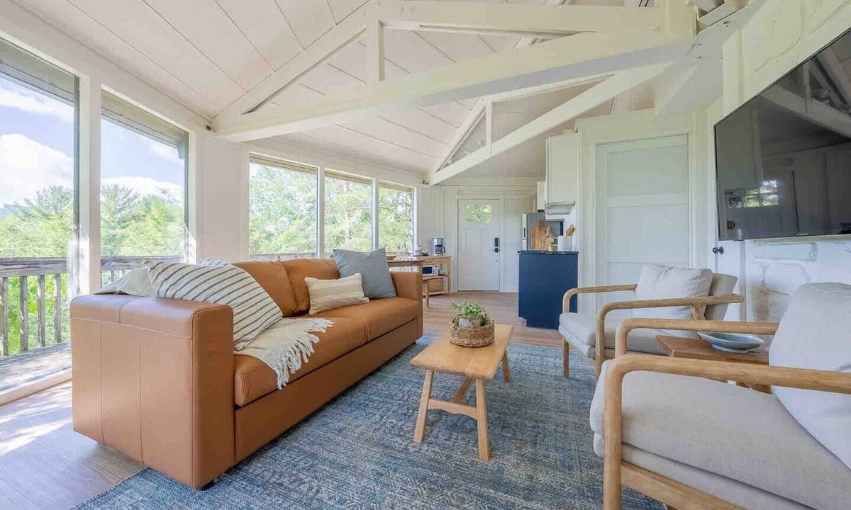 Banner Elk Condo | Stylish & Bright Downtown Gem ~ Mountain Views!