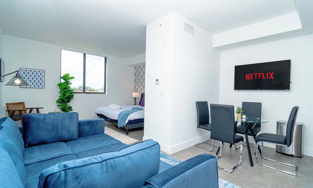 East Little Havana Apartment | Stylish Miami 1BR Oasis Near Calle Ocho & Brickell