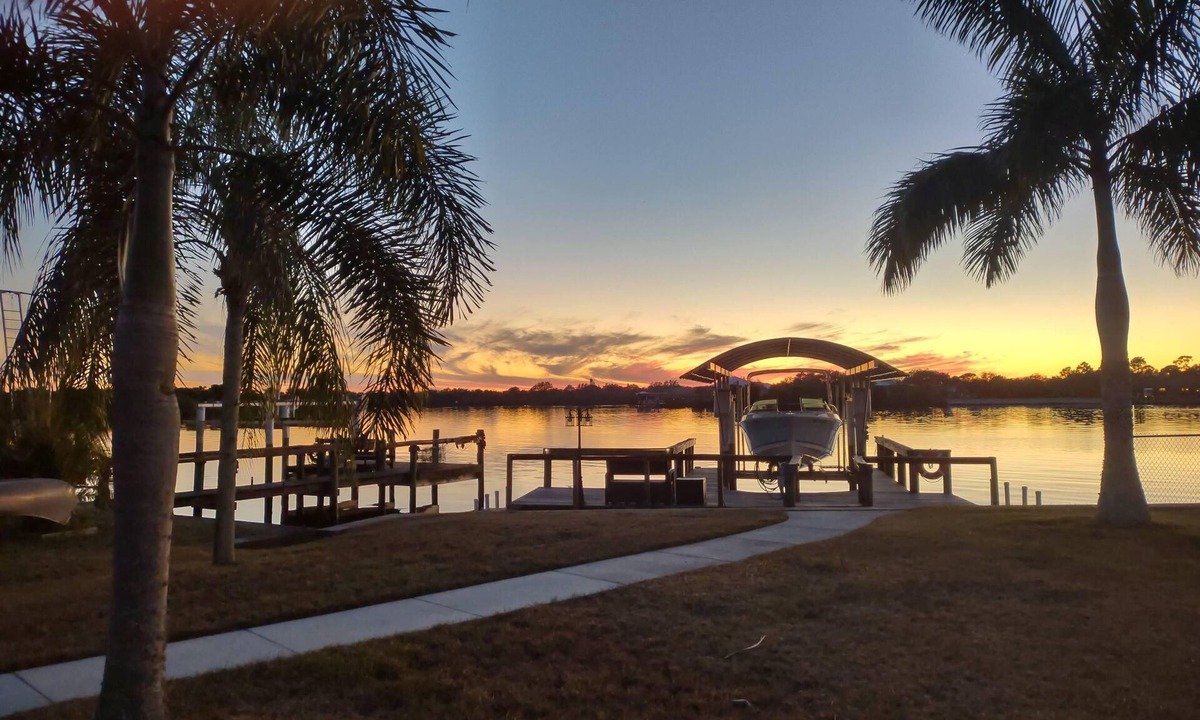 Port Charlotte House | Summer Vac. Ready! 2 King Stes, Pet Friendly! Pool! Water View! Well stocked!