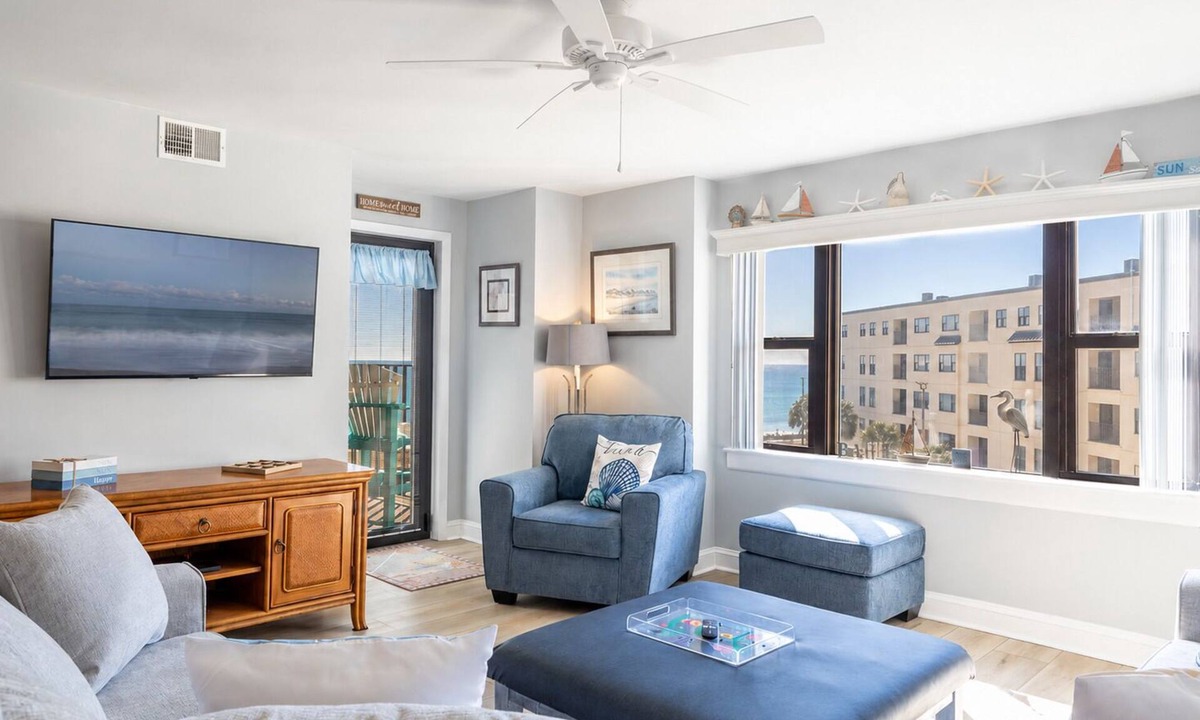 Indian Beach Condo | Summer Winds A-415, Oceanfront Condo in Indian Beach, NC!