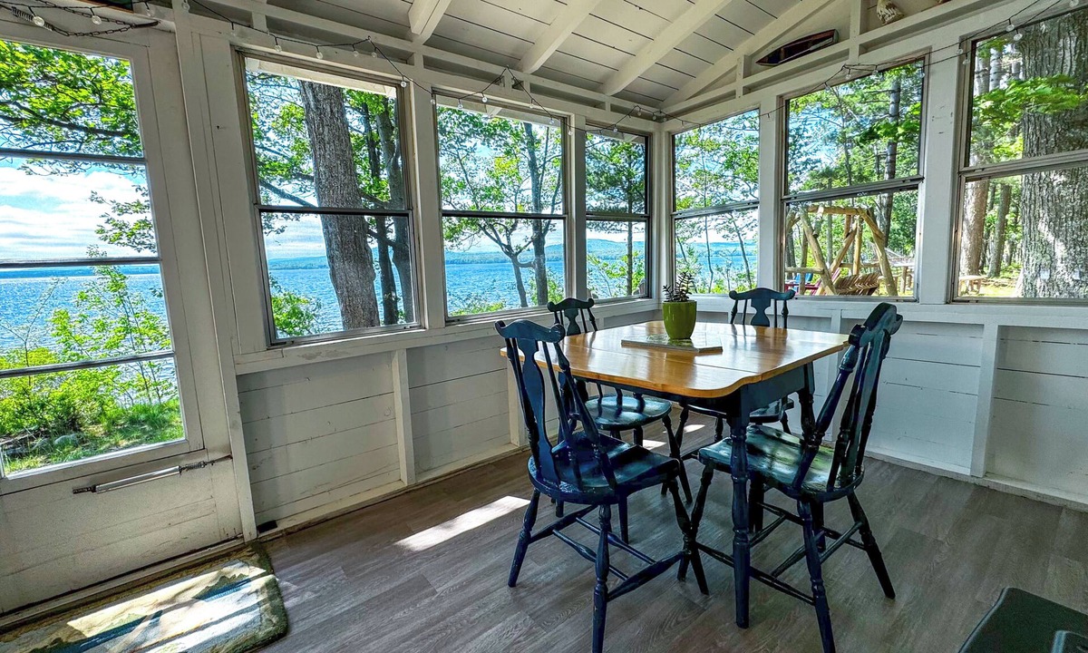 Big Bay House | Sunbeam Cottage - Stunning Views of Lake Independence in Big Bay
