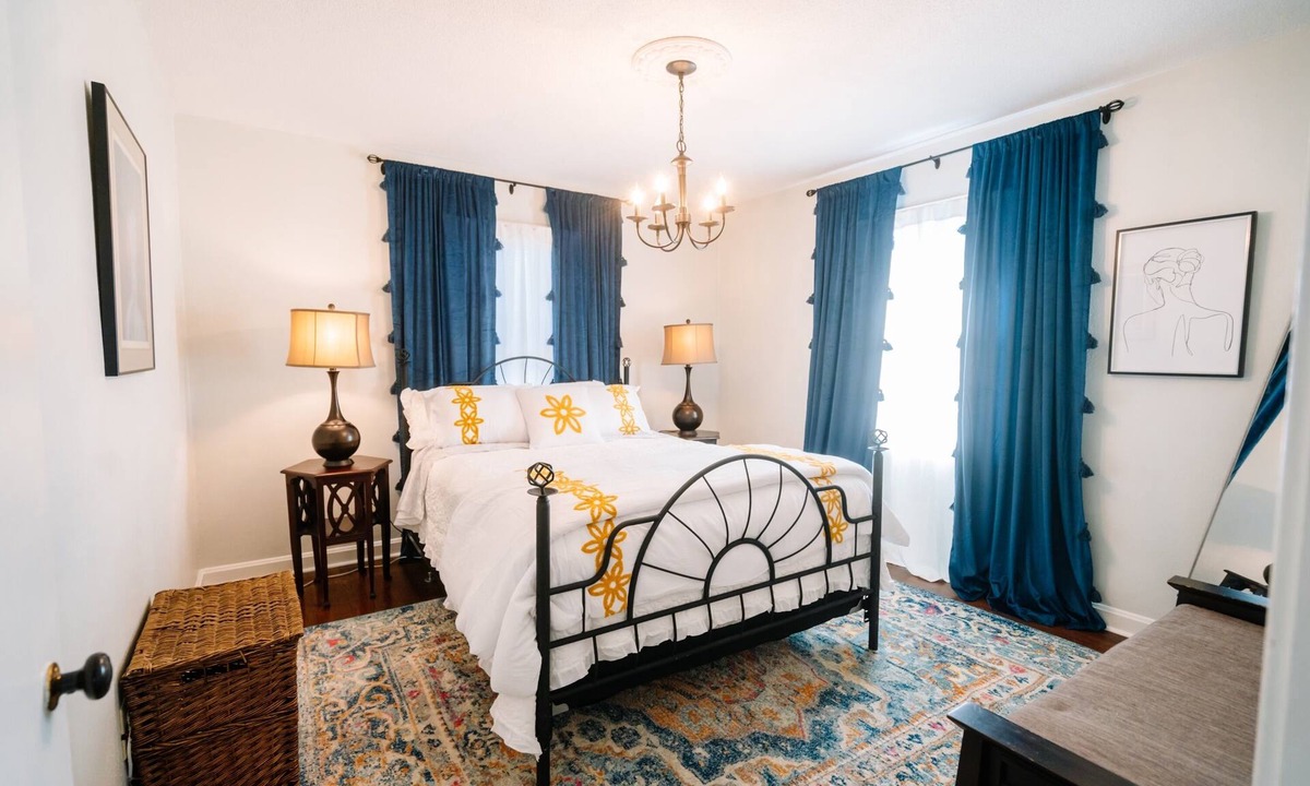 Columbia House | Sweet Southern Cottage~Walk to Charming Columbia