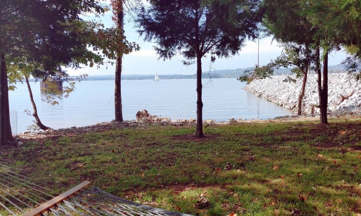 Guntersville Apartment | Sweet Tiny House - Lake Guntersville