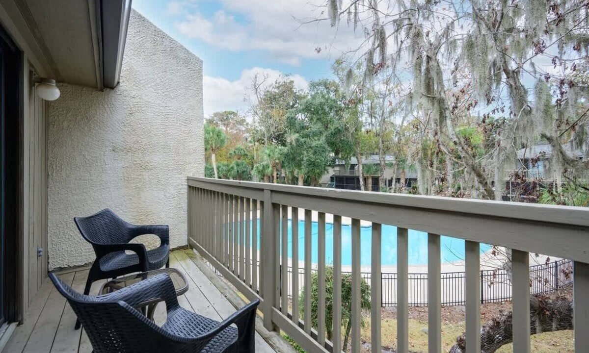 Shipyard Plantation Condo | Tennismaster 2BR Villa in Shipyard | Walk to Coligny Beach & Dining