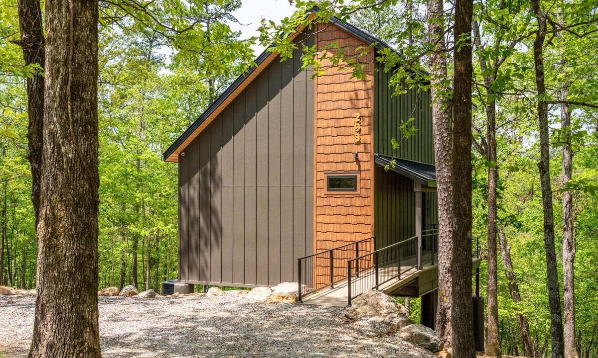 Hot Springs Resort | The Bramble at In the Trees, Mountaintop, Hot Tub, Fireplace, Luxury