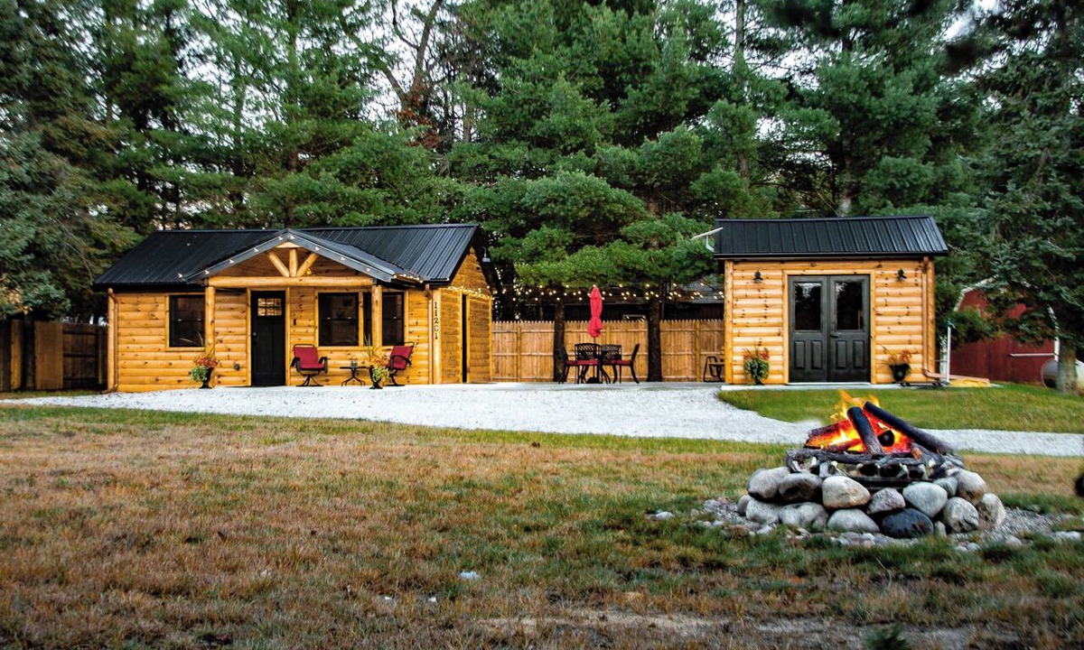 St. Helen Cabin | The Bear Den - Ride In, Ride Out - High Speed WiFi