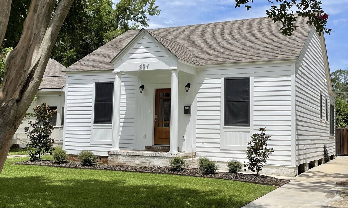 Mid City South House | The Beverly- Located in the Heart of Midcity!