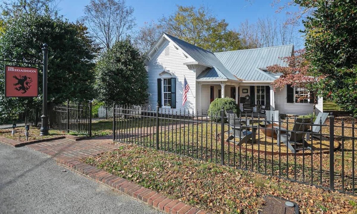 Leipers Fork Cottage | The Brigadoon Breathtaking Cottage in Leipers Fork