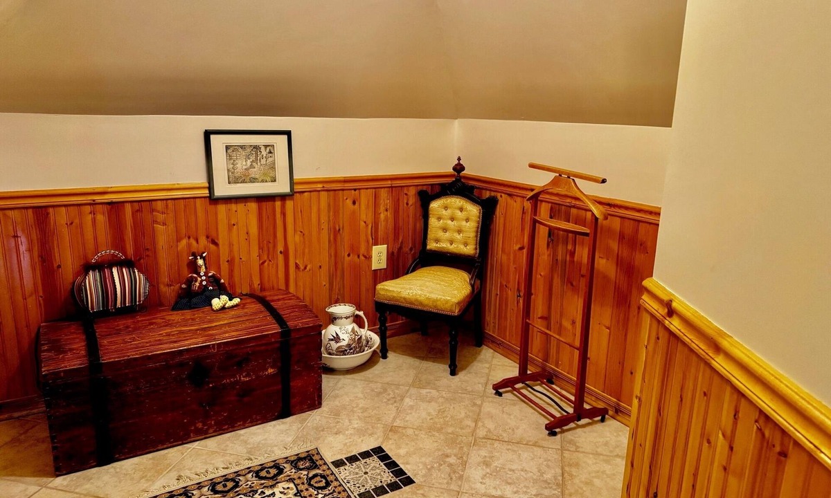 Old West Side Bed & Breakfast | The Burnt Toast Inn- Attic Suite
