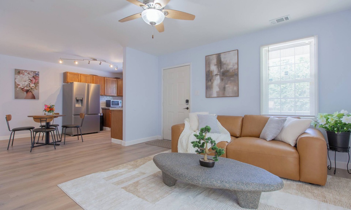 Midway House | The Calm Brick Retreat- Cozy Home w/Deck & Yard