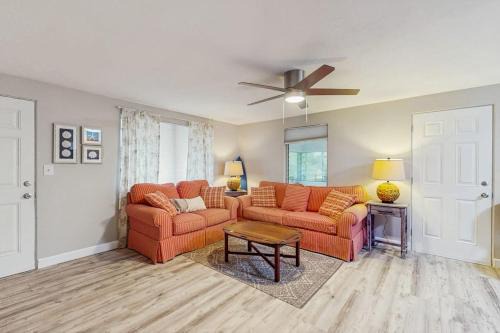 Grove City House | The Dockhouse
