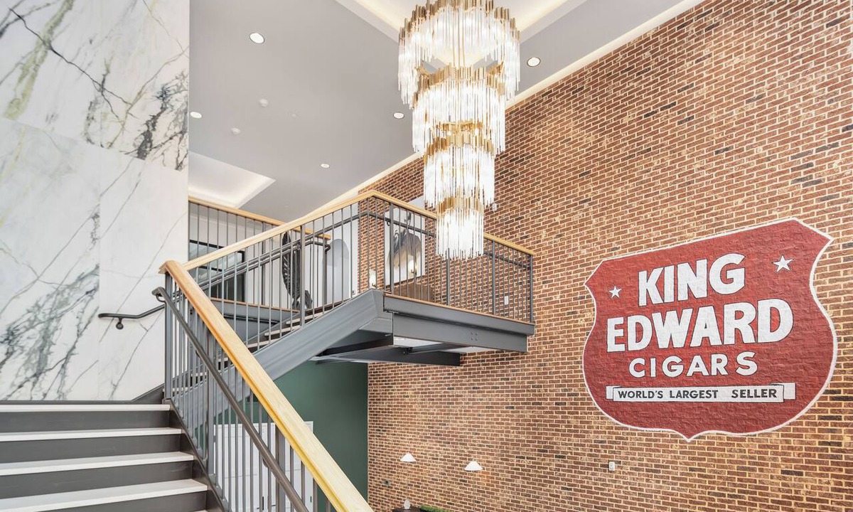 Cullman Hotel | The Flying Fifty, a Luxury Boutique Hotel