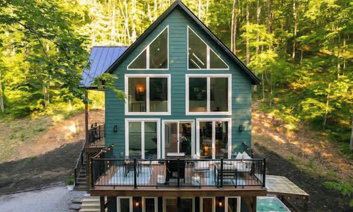 Laurelville Cabin | The Greenhouse with Indoor Slide close to Hocking Hills