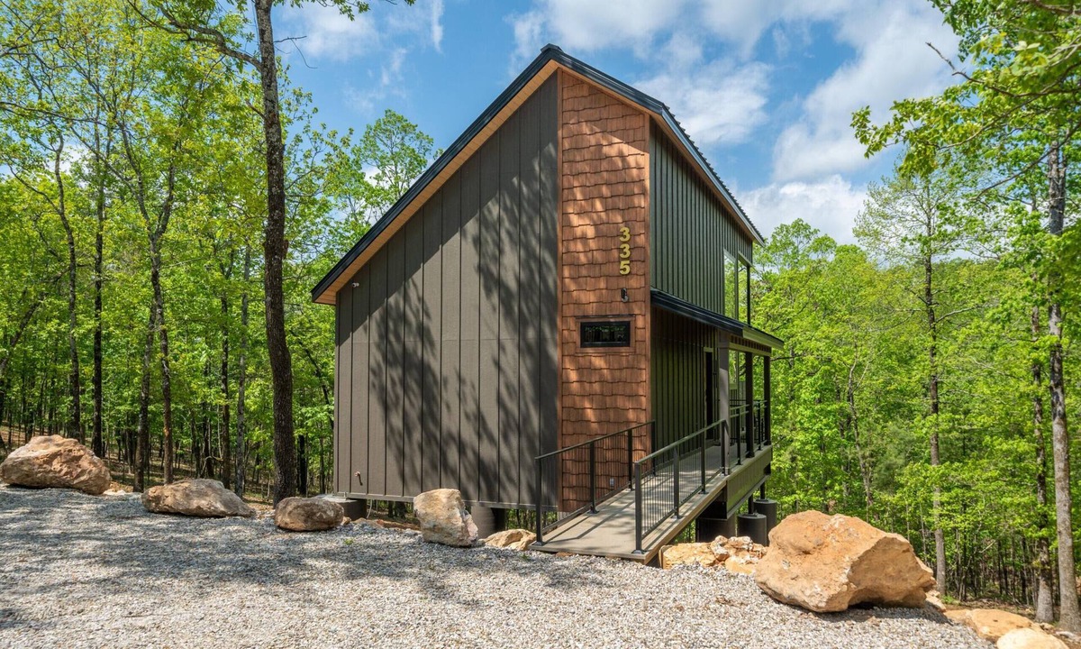 Hot Springs Resort | The Miller at In the Trees Luxury Resort, Hot Tub, Fireplace, Mountaintop