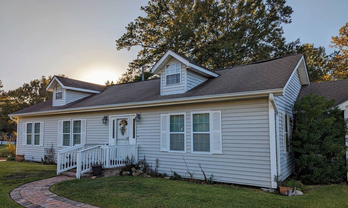 Picayune House | The Magnolia House - A spacious, warm, family-friendly home with vintage touches